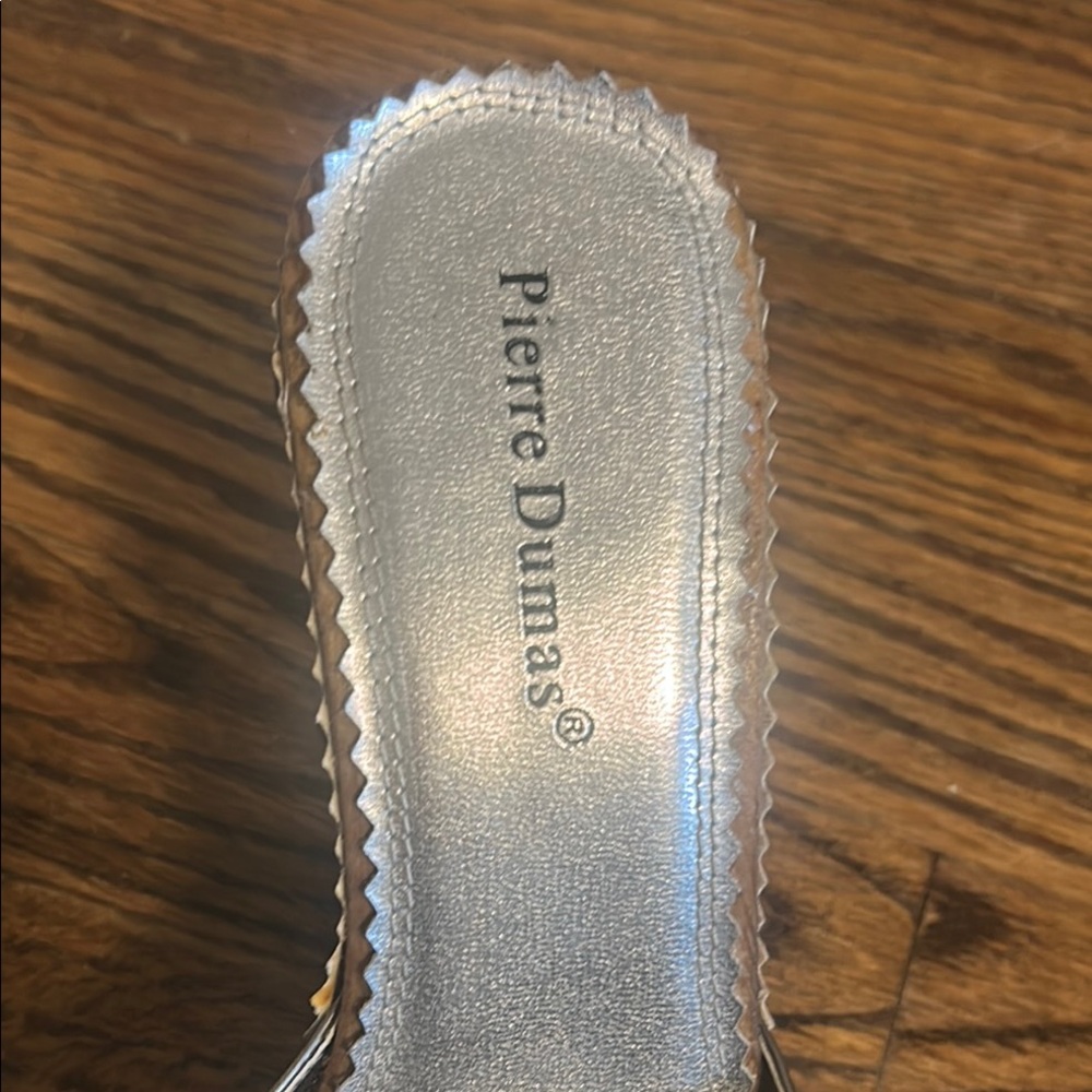 Pierre Dumas Silver Mules with Wedge Heel and Decorative Strap - Picture 2 of 9